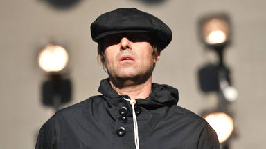 Un miembro de Oasis dicta sentencia sobre el nuevo disco de Liam Gallagher: "De principio a fin"