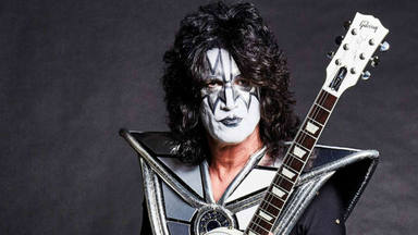 El guitarrista de Kiss, Tommy Thayer, se encuentra con su hija perdida: "No podría estar más feliz"
