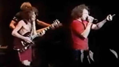 AC/DC publica el insólito vídeo de una de sus bestiales actuaciones de 1981 en Japón