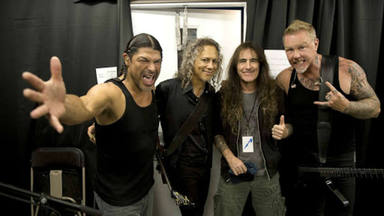 ¿Cómo sonaría "Enter Sandman" (Metallica) si lo hubiera grabado Iron Maiden?