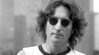 El nuevo documental del asesinato de John Lennon (Los Beatles) desvela sus últimas palabras antes de morir