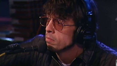 Dave Grohl (Foo Fighters) y la historia de su entrevista más tensa: "Creo que tú canción habla sobre Kurt"