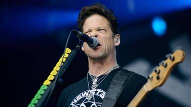 Jason Newsted (ex-Metallica) revive uno de sus proyectos más potentes que cerró por falta de dinero