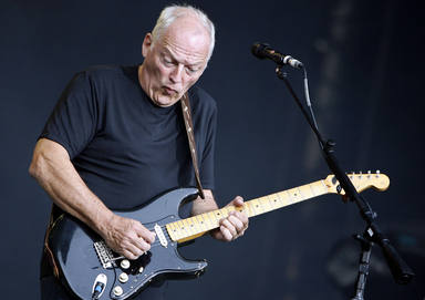 David Gilmour lanza "Dark and Velvet Nights", un nuevo adelanto de su próximo disco