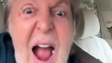 Paul McCartney (The Beatles) se convierte en un meme viral por “maullar” en defensa de Foreigner