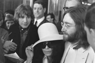 La canción que "explica" la separación de los Beatles: "Cada vez que cantaba la línea miraba a Yoko"