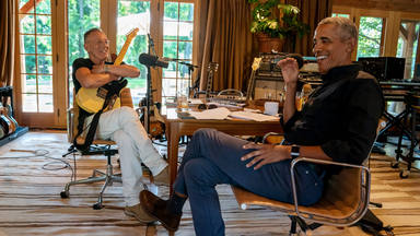 El podcast de Bruce Springsteen y Obama se convierte en un libro