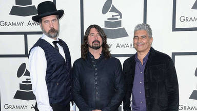 Se confirma que los miembros de Nirvana "siguen tocando" y que "han grabado música"