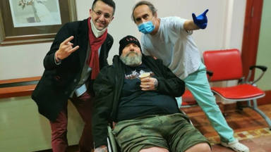 Eddie, mascota de Iron Maiden, acude al rescate de Paul Di'Anno tras sus problemas de salud