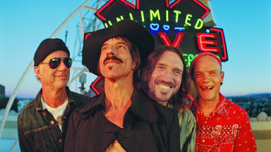 Red Hot Chili Peppers preparan un tema homenaje a Eddie Van Halen: así suenan los primeros segundos de “Eddie”