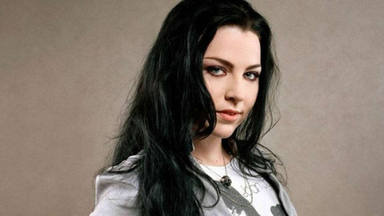 Amy Lee desvela los verdaderos motivos del restraso del nuevo disco de Evanescence