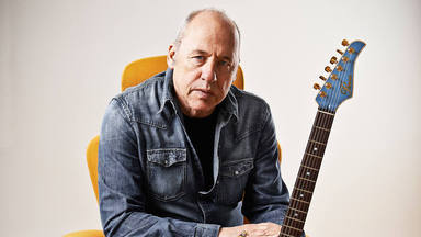 La colección de guitarras de Mark Knopfler se ha vendido por una millonada: su precio hasta marea