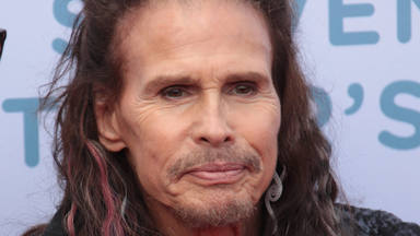 Steven Tyler (Aerosmith) se enfrenta a una nueva demanda por agresión sexual