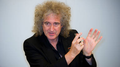 Brian May (Queen) atribuye a esta estrella la creación de la guitarra de rock: “Estruendo abrasador”