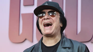 Gene Simmons gana más dinero tocando en solitario que con Kiss: “Modelo de negocio de semi-genial”