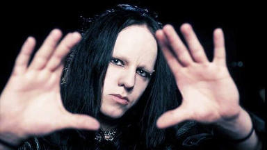 El mundo del rock y el metal, conmocionado ante la muerte de Joey Jordison, batería original de Slipknot