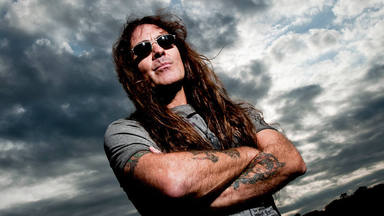 Steve Harris (Iron Maiden) se plantea dar un paso sólo apto para leyendas: “Es una cuestión de tiempo”