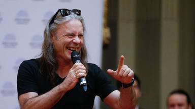 Bruce Dickinson cumple 66 años: así le llevó el destino hasta Iron Maiden