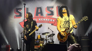 Slash (Guns N' Roses) toca el “Highway to Hell” de AC/DC en directo: este es el resultado