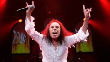 Geezer Butler (Black Sabbath) afirma que Ronnie James Dio le copió el gesto de la "mano cornuta"