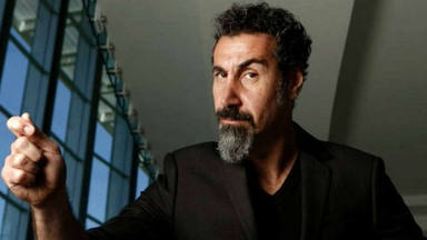 Serj Tankian tacha de "hipócritas" a los fans de System of a Down que escuchan esta canción y votan a Trump