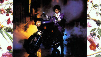Prince: reinado púrpura