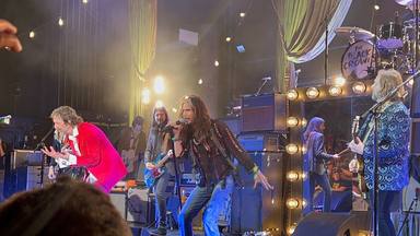 Steven Tyler (Aerosmith) vuelve al escenario después de su lesión en las cuerdas vocales: así ha sonado