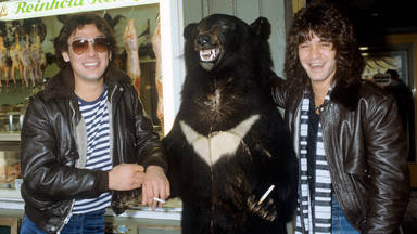 Alex Van Halen contará toda la verdad sobre su hermano Eddie: “Una carta de amor”