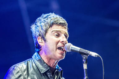 Noel Gallagher, abucheado en un concierto tras un contundente comentario sobre Oasis