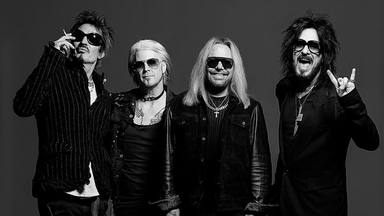 Mötley Crüe ofrece su primer concierto con John 5: así suena el nuevo integrante de la formación