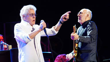 Pete Townshend habla claro sobre cuál es el futuro de The Who: “Después nos arrastraremos hasta morir”