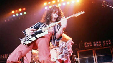 La emocionante despedida de Angus Young (AC/DC) a Eddie Van Halen