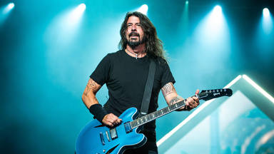 El emotivo recuerdo de Foo Fighters a Dimebag Darrell (Pantera) en el primer concierto de su gira