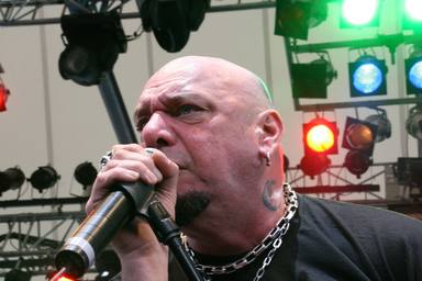 Paul Di'Anno (ex Iron Maiden) arremete contra el 'Rock And Roll Hall Of Fame': "A la mierda; es una parodia"