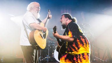 Kyle Gass (Tenacious D) rompe su silencio tras su grave comentario sobre el intento de asesinato a Trump