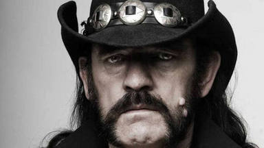 Cuando Lemmy, a punto de morir, siguió dándolo todo por Motörhead: “De verdad murió con las botas puestas”