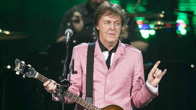 Paul McCartney reconoce que "hace trampa" en sus shows en directo