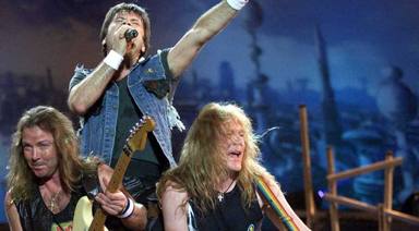 Jimmy Page (Led Zeppelin) desvela cómo le hizo sentir ver a Iron Maiden en directo