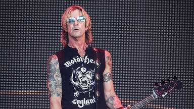 ¿Por qué Duff McKagan (Guns N' Roses) se sacó una carrera pese a ser una estrella de rock?