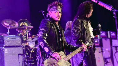 El hombre que descubrió a Gun 'N' Roses y Mötley Crüe: “Johnny Depp era el peor guitarrista que había visto”